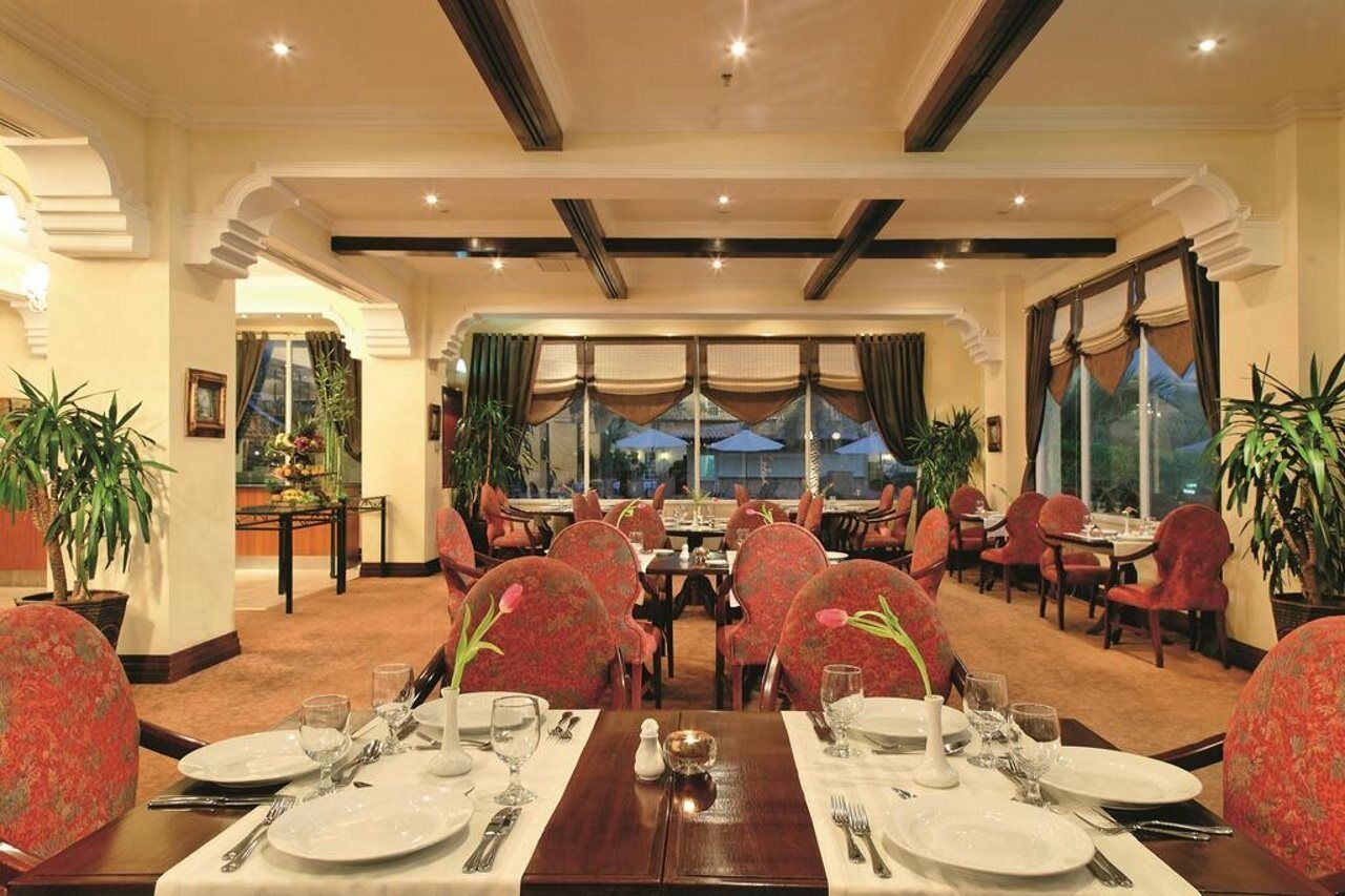 Montrose - A Mayfair Collection Hotel Koweït Extérieur photo
